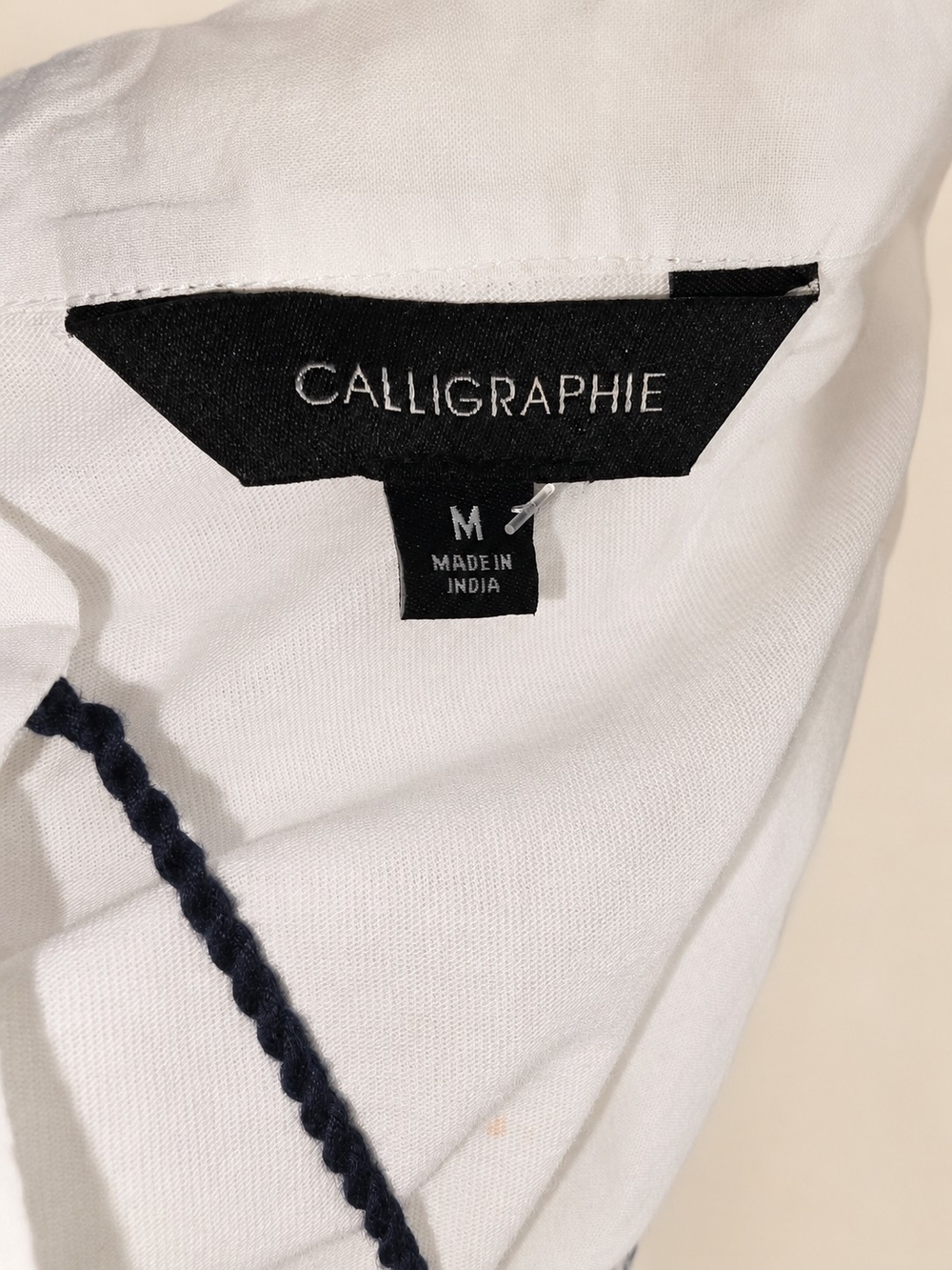 Calligraphie Embroidered White Flutter-Sleeve Peasant Top NWT - Picture 6 of 6
